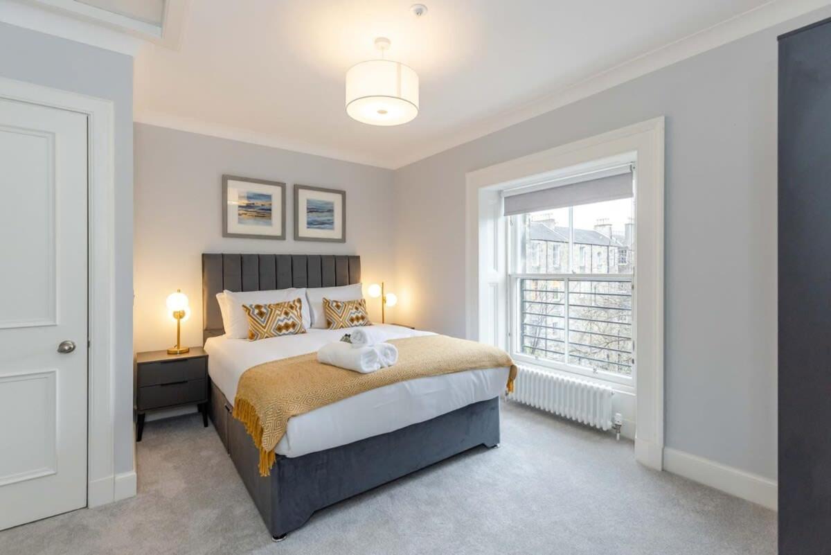 Dragon Suites - Ladon Suite - 2 Bed City Centre Luxury Apartment Edinburgh Exterior photo